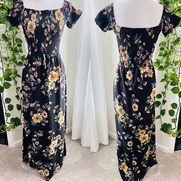 Xhilaration Dresses & Skirts - Xhilaration Black & Yellow Floral Shirred Top Long Stretchy Maxi Dress Size XL
